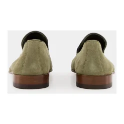 Mocasines de ante caqui con detalles de cuero