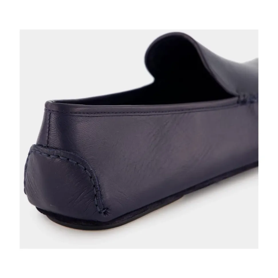 Mocasines de Cuero Azul Marino Diseño Minimalista