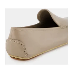 Mocasines de lujo de cuero beige
