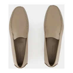 Mocasines de lujo de cuero beige