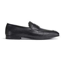 Mocasines negros clásicos