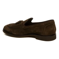 Mocasín con borlas