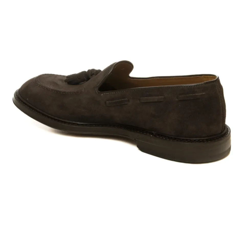 Mocasín con borlas