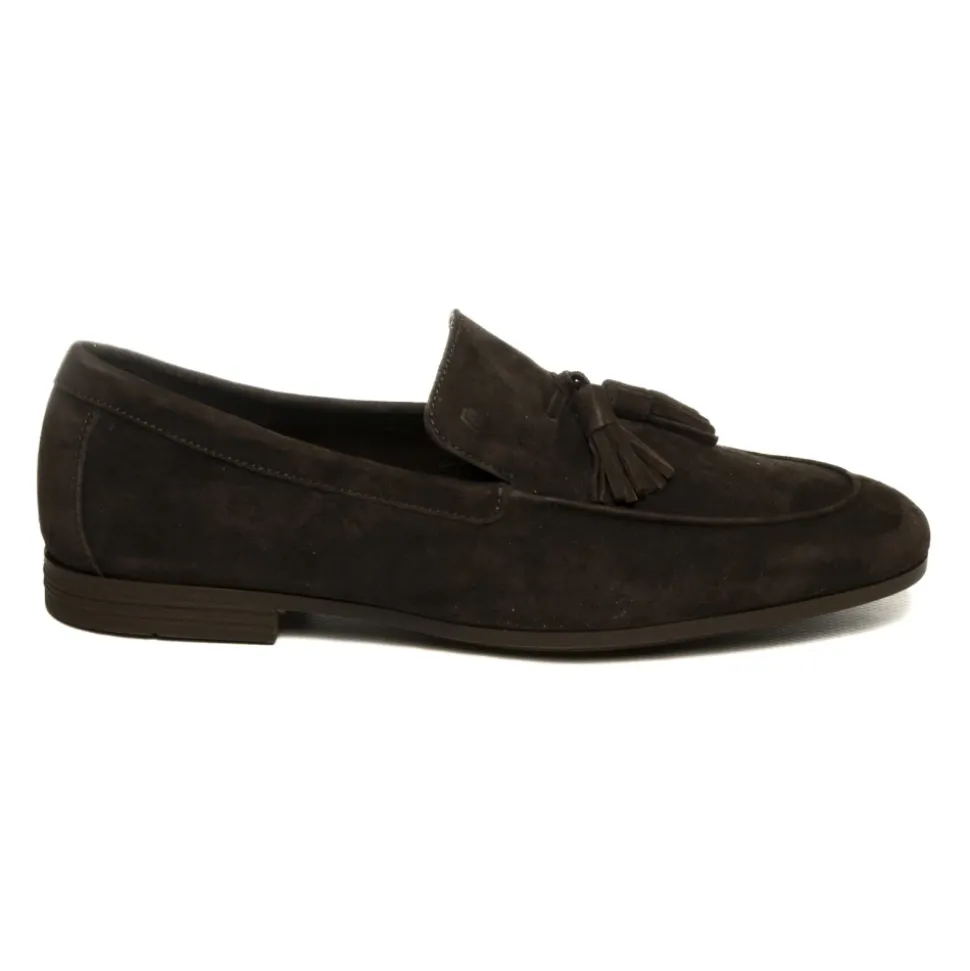 Mocasín con borlas