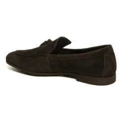 Mocasín con borlas