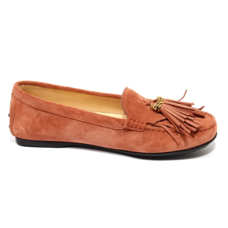 Mocasín de ante oscuro con flecos