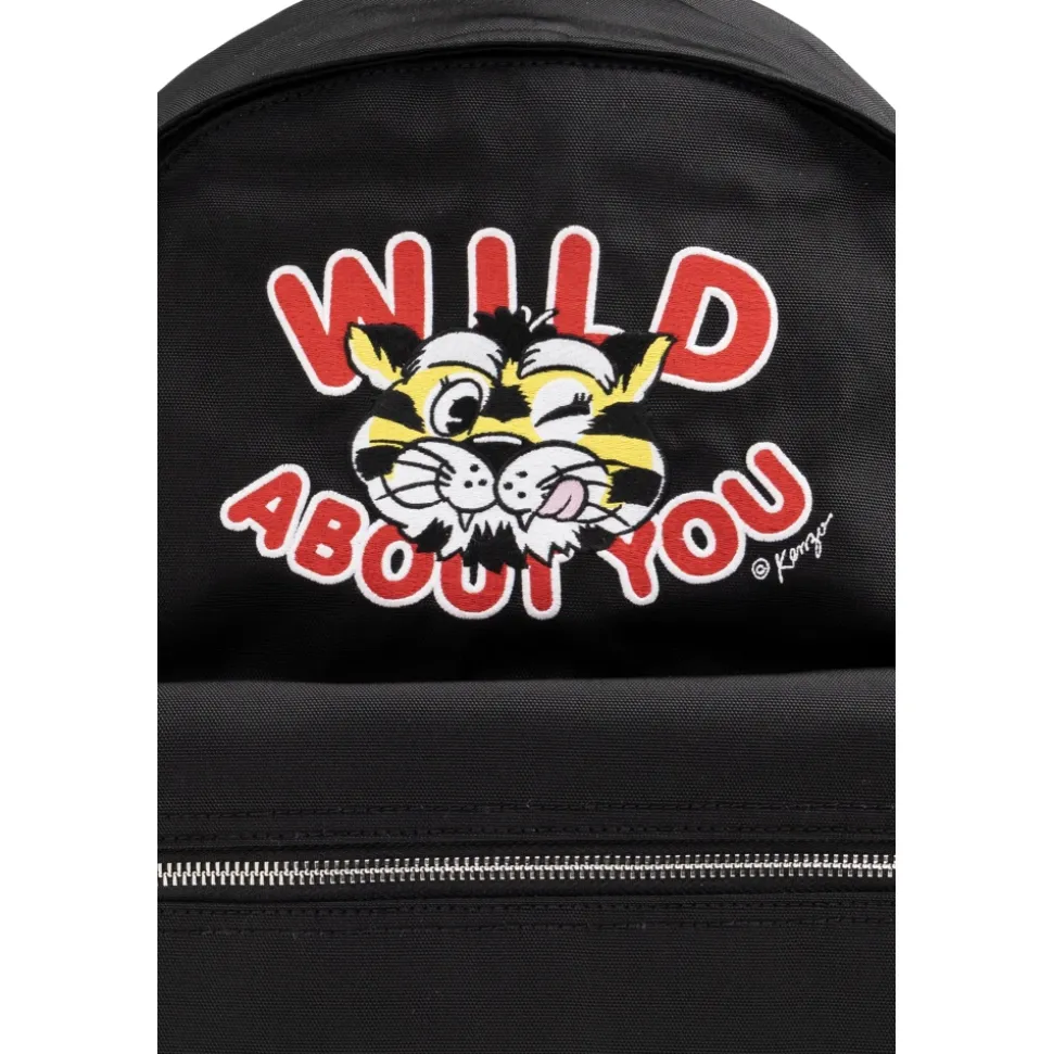 Mochila Bordada