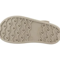 Nemo Solid Sandals