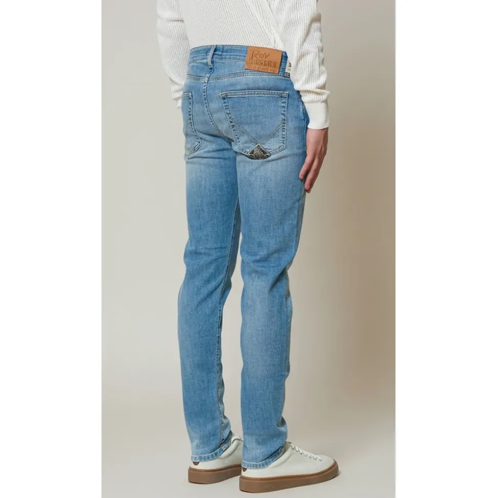 Nicky Jeans