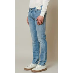 Nicky Jeans