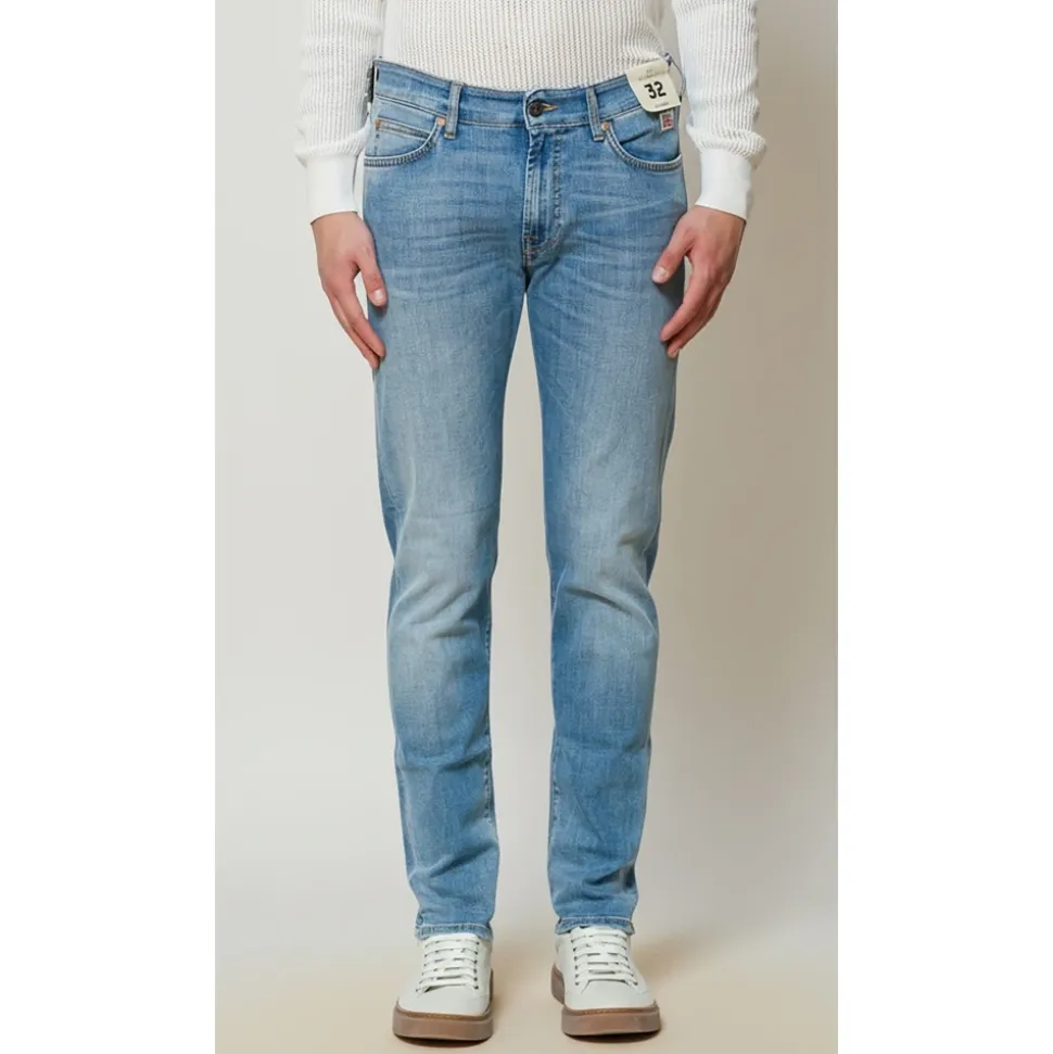 Nicky Jeans