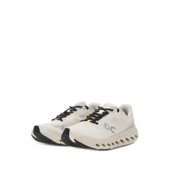 ON Sneakers