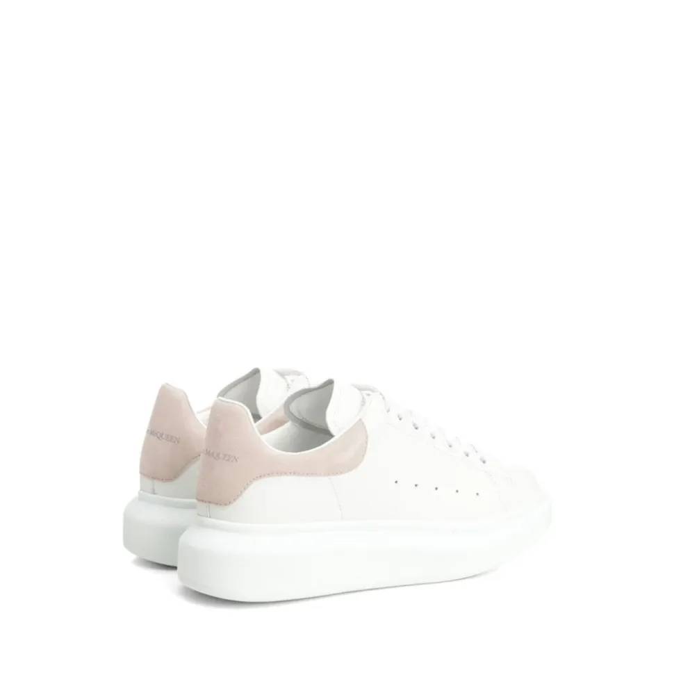 Oversized Sneaker