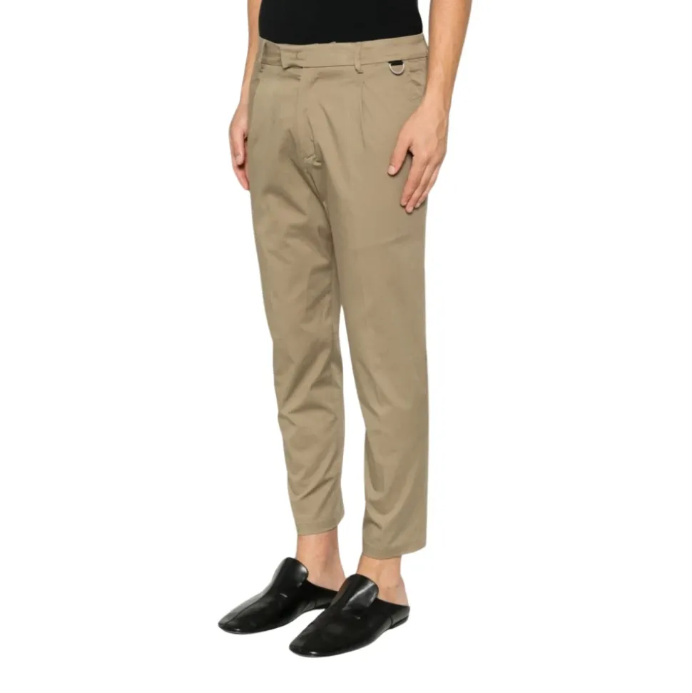 Pantalones Chinos con Pinzas