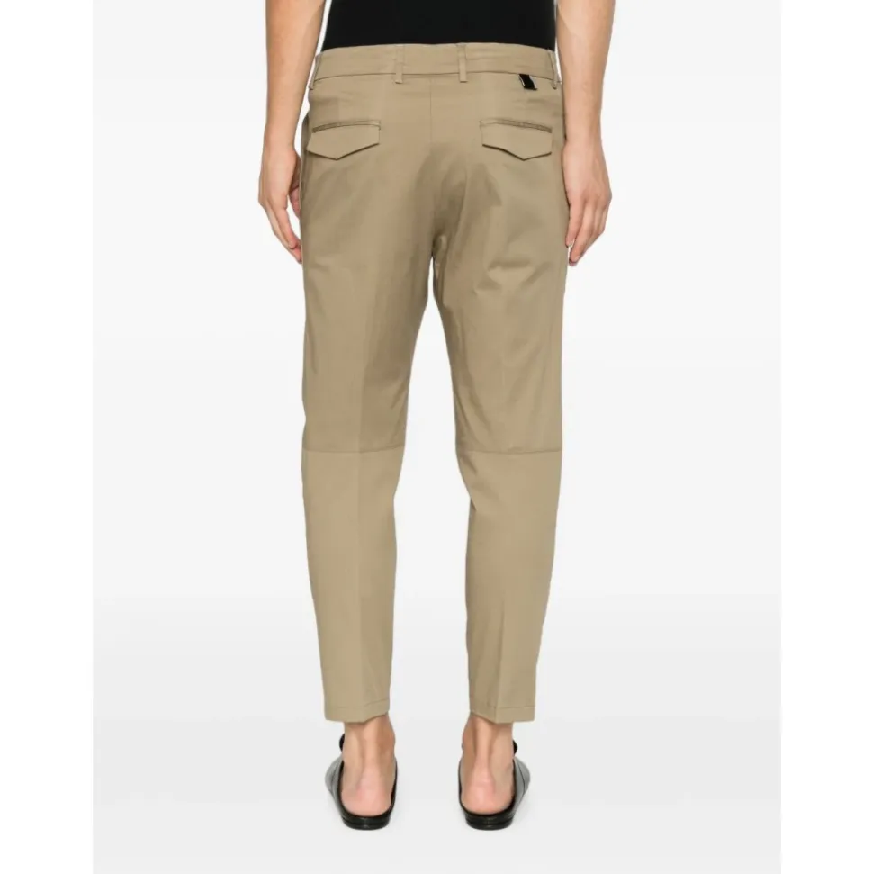 Pantalones Chinos con Pinzas