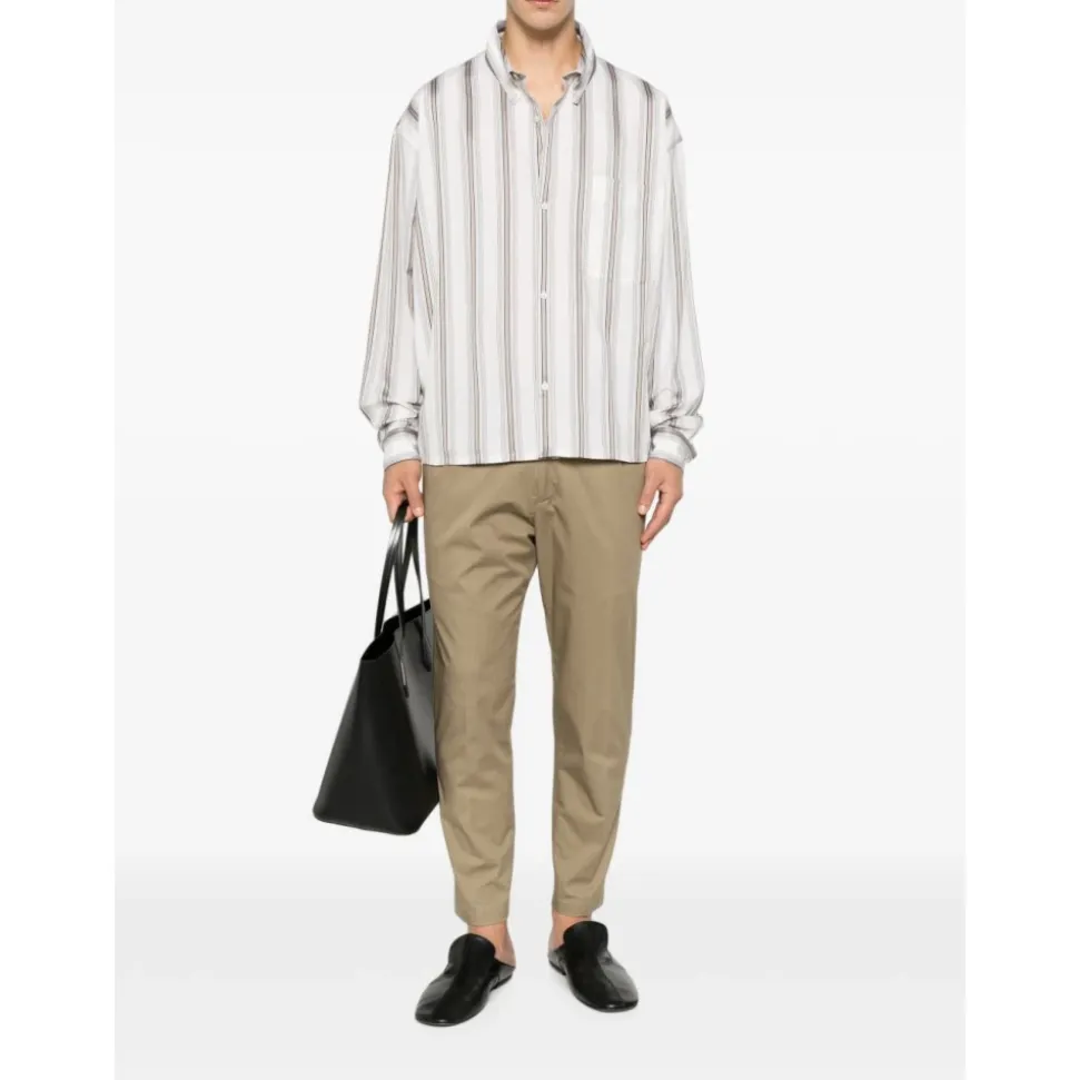Pantalones Chinos con Pinzas