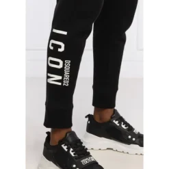 Pantalones deportivos con logo lateral