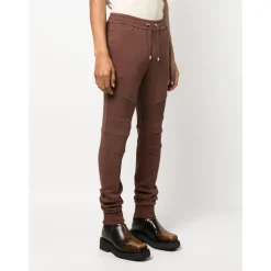 Pantalones Slim Fit Marrón Estilizados