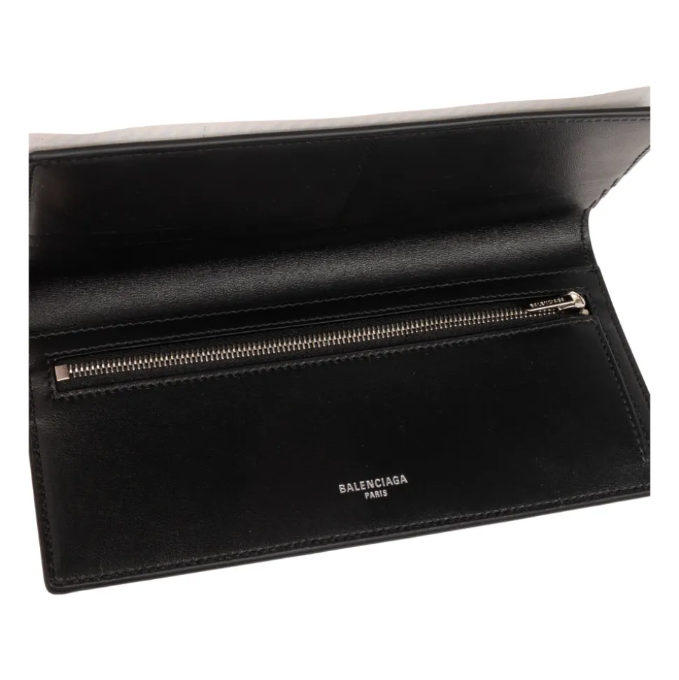 Passport Long Wallet
