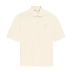 Polo con parche del logo