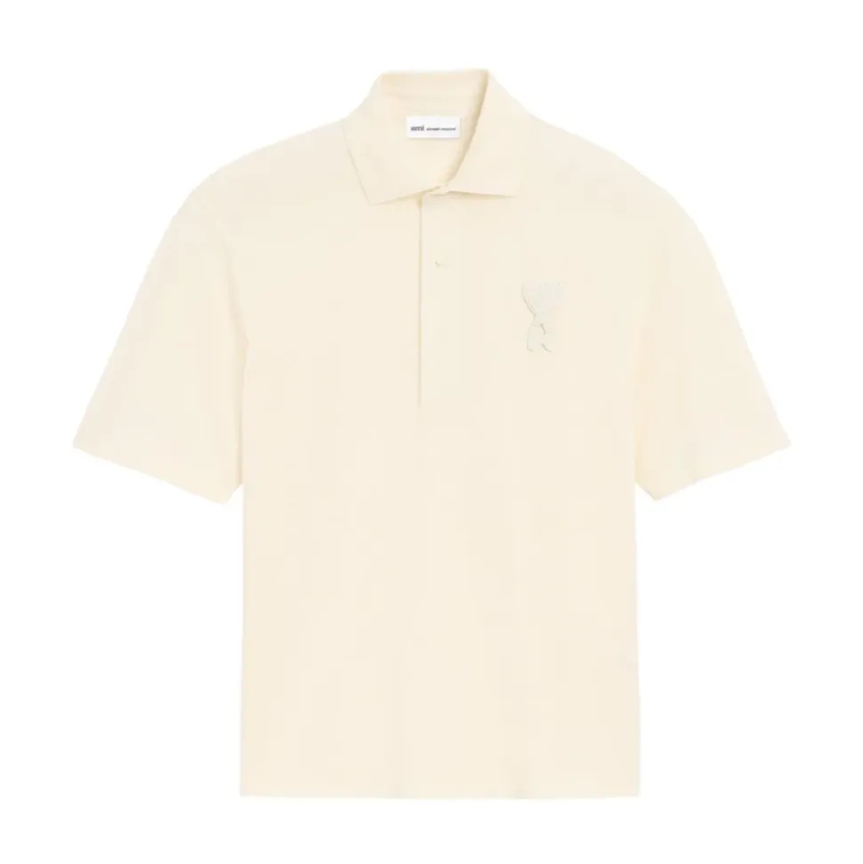 Polo con parche del logo