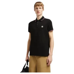 Polo con Ribete Tricolor en Negro
