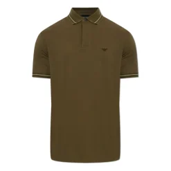 Polo Piqué con Detalle de Raya en el Cuello
