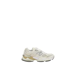 Running Shoes