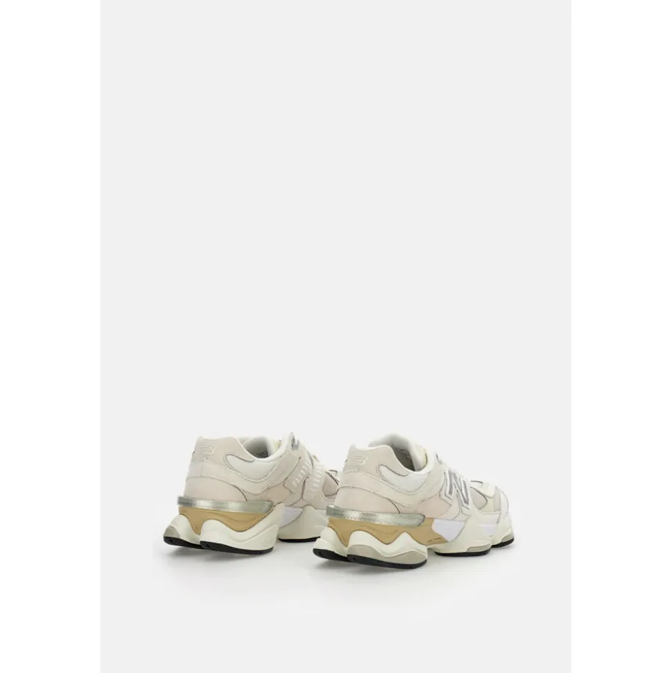 Running Shoes