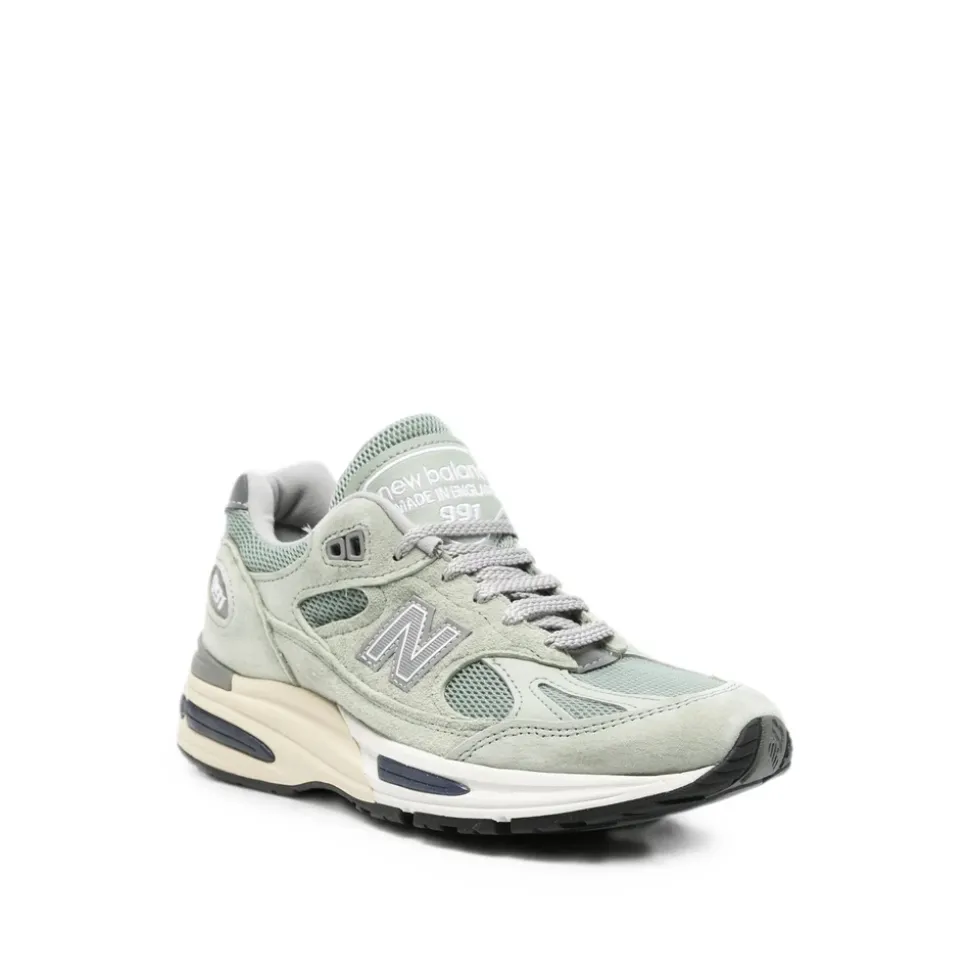 Running Shoes