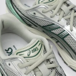 Running Shoes