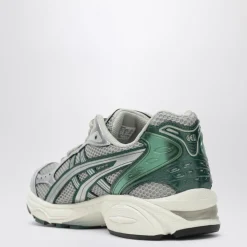 Running Shoes