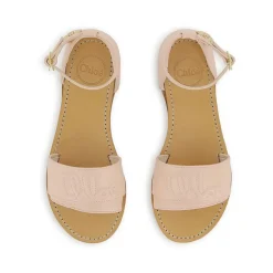 Sandalias con adorno de logotipo en la tira
