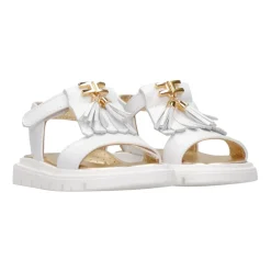 Sandalias de cuero con adorno de borlas