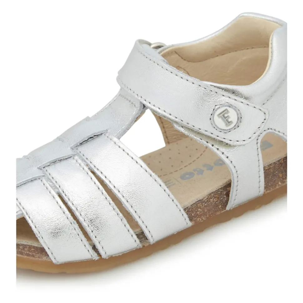 Sandalias de cuero con puntera cerrada Alby