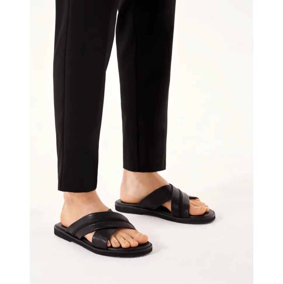 Sandalias de cuero para hombre con correas cruzadas