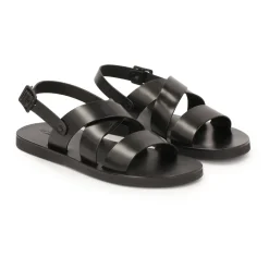 Sandalias negras de cuero con hebilla