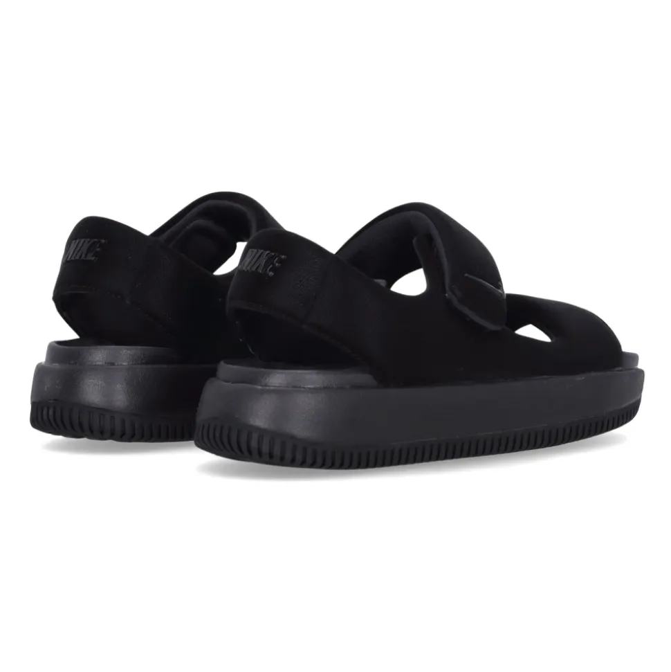 Sandalias negras planas con cierre de velcro