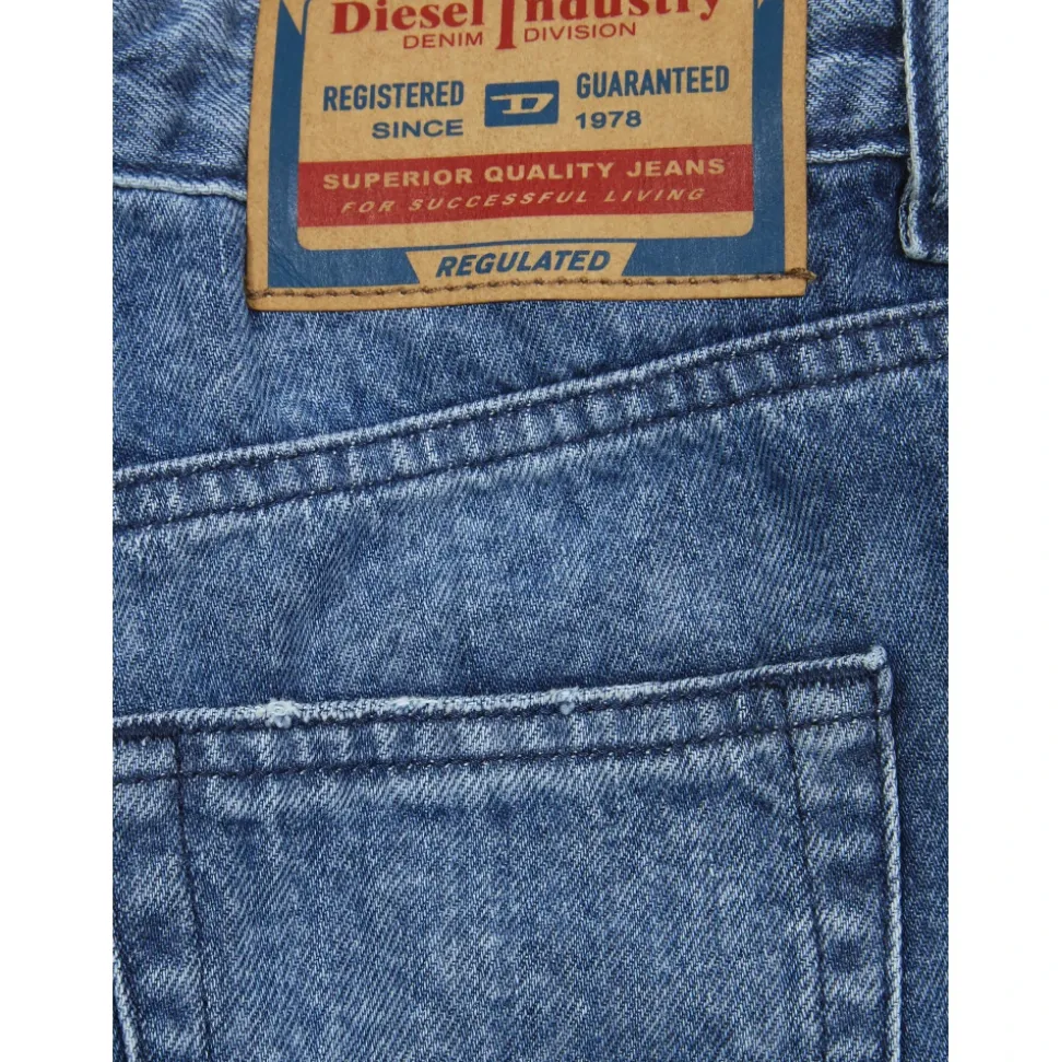 Short Denim