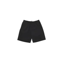 Shorts con parche de logo