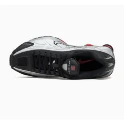 Shox R4