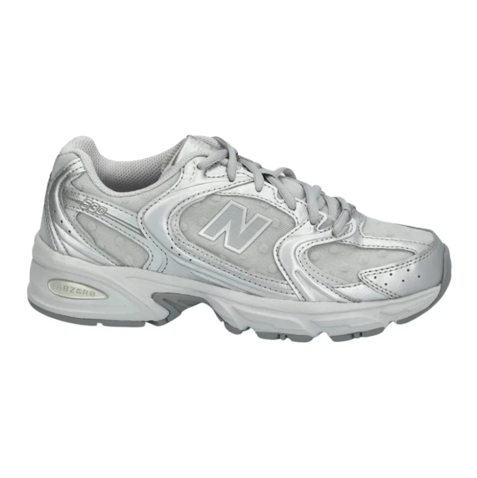 530 Sneakers
