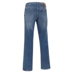 Straight Jeans