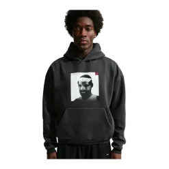 Sudadera con capucha de baloncesto LeBron Masked Menace Therma-FIT