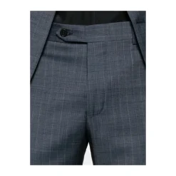 Suit