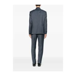 Suit