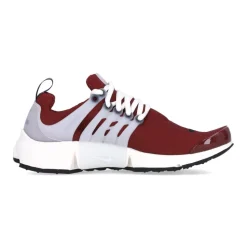 Team Red Zapatilla Baja con Swoosh
