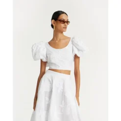 Top Blanco de Algodón con Mangas Abullonadas y Bordados