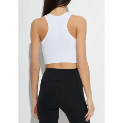 Top de entrenamiento corto