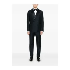 Traje